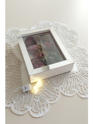 Verda Çerçeve 15 x 20 x 5  cm  Ledli Beyaz-Gümüş Anı Çerçevesi! Yeni Moda Çiçek Anı Çerçevesi!