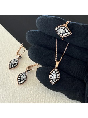 Jeicon Atelier 12,96 gr Rose Renk Oval Mekik Tasarım 925 Gümüş Elmas Montür Kolye Yüzük Küpe Set