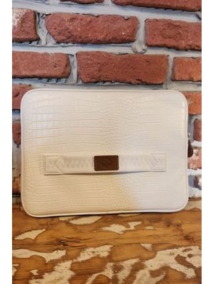 Beyaz Krokodil Macbook Air Pro 13 &14 Inç Uyumlu Bilgisayar Laptop Kılıfı (Küçük Çanta Hediyeli)