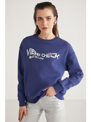 Clover Kadın Bisiklet Yaka Varak Baskı Detaylı Lacivert Sweatshirt