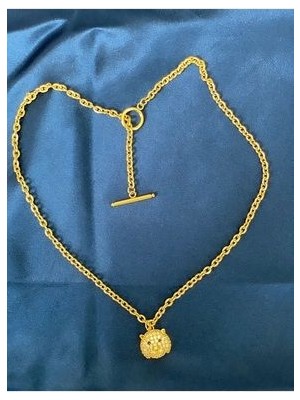 Modern ve Şık Altın Renk Ayıcık Kolye