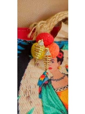 Modern ve Şık Altın Renk Balıklı Küpe