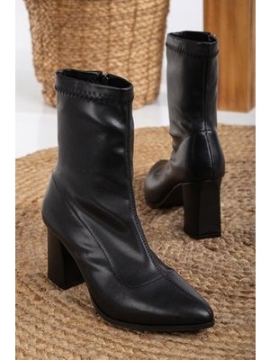 Streç Bilekli Siyah Sivri Burunlu Orta Boy Topuklu Bot