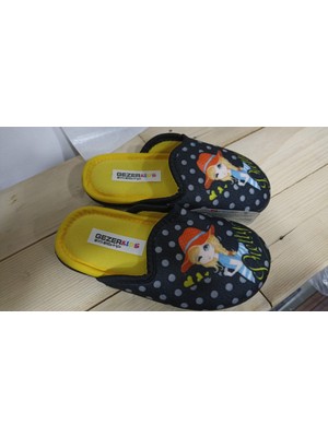 Içi Pamuklu Rahat Taban Kız Çocuk Kışlık Ev Terliği