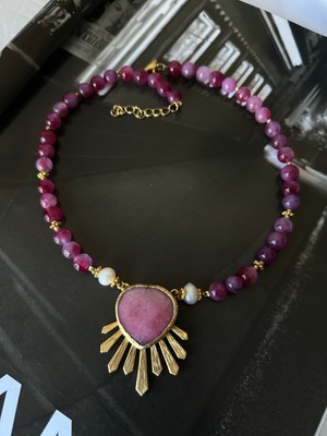 Lune Dor Accessories Pembe Doğal Taş Özel Tasarım El Emeği Modern Kolye