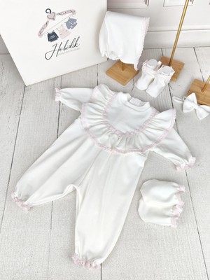 Hobidik Baby Kız Bebek Kırık Beyaz Çiçek Desenli Pembe Dantelli Tulum Set