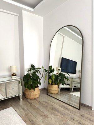 Effe Yapı Dekor Pirinç Eskitme Metal Çerçeveli 180X100 cm Oval Ayaklı Boy Aynası