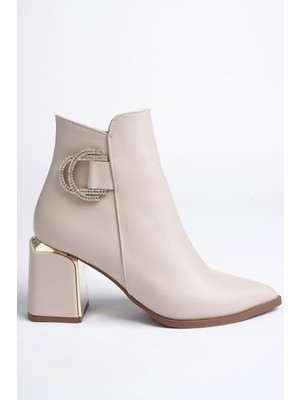 Muggo Qadra Garantili Sivri Burun Kalın Topuklu Toka Detaylı Fermuarlı Kadın Bot
