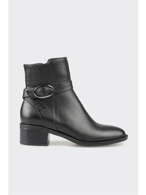 Elle Siyah Deri Kadın Günlük Bot