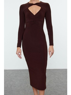 FRM Kadın Moda Şık Midi Boy Bisiklet Yaka Fitted Vücuda Oturan Cut Out Pencere Detaylı Örme Elbise