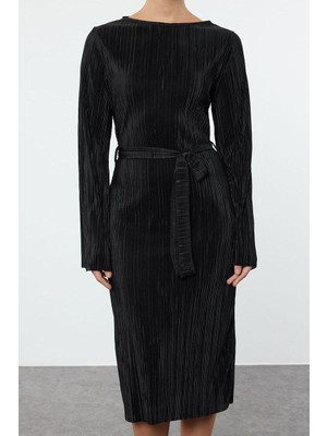 FRM Kadın Moda Midi Boy Kayık Yaka Regular Premium Pilise Kumaşlı Flare Kol Detaylı A-Line Örme Elbise