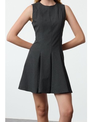 FRM Kadın Moda Şık Mini Boy Bisiklet Yaka Regular Skater Eteği Belden Açılan Poliviskon Dokuma Elbise
