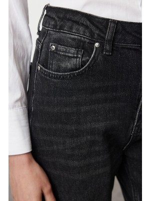 FRM Kadın Moda Şık Kot Pantolon Boru Paça Uzun Boy Denim Yüksek Bel Slim Mom Jeans