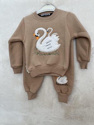 Kuğu Desenli Üç Iplik Takım