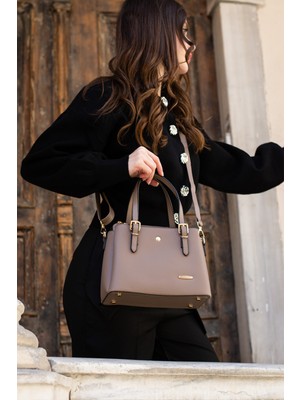 Sanmorris Kadın Uzun Askılı 4 Bölmeli Gold Aksesuarlı Sade Şık Omuz ve El Çantası