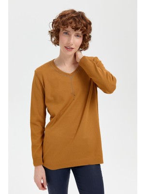 Desen Triko Kadın V Yaka Taşlı Kolye Desenli Ligra Bluz Hardal