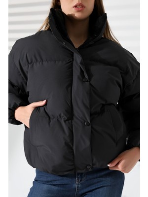 Kadın Yaka Kürklü Oversize Mont
