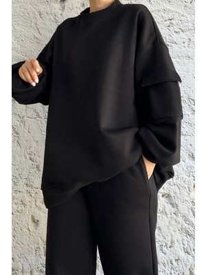 Kolu Körüklü Cep Detaylı Oversize Siyah Sweatshirt