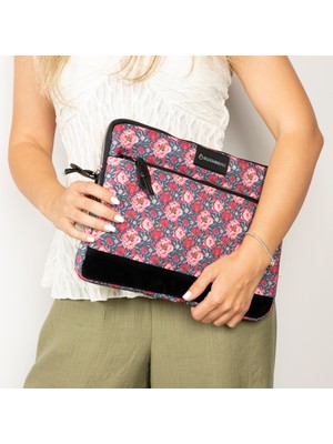 BloominBag Blossom Lovin' 15-16 Inch Macbook / Laptop Kılıfı