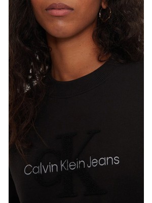 Calvin Klein Logo Işlemeli Pamuklu Comfort Fit Bisiklet Yaka Sweat J20J224652BEH Bayan Sweat J20J224652 Beh