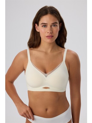 Nulu Şampanya Tül Biyeli Dekolte Dikişsiz Sütyen