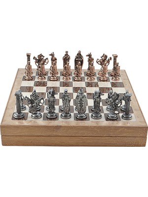 Gifthome Büyük Boy Metal Ingiliz Satranç Takımı Antik ve Rustik Desenli Sandıklı Mdf TAHTASI(36X36X6 Cm.)