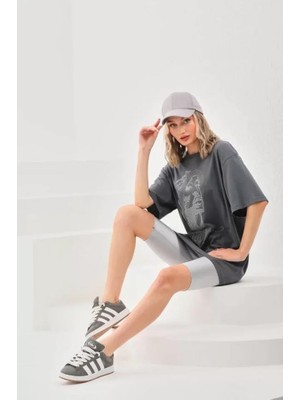 Modaiconu Taş Desenli Oversize T-Shirt Füme