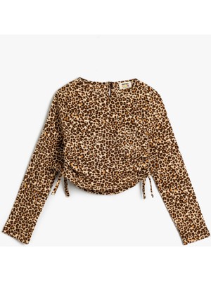 Koton Leopar Desenli Bluz Yanları Büzgülü Bağlamalı Uzun Kollu Bisiklet Yaka