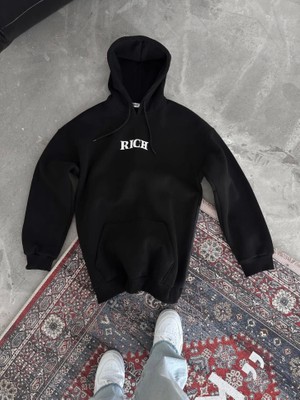 Uzun Kol Kapşonlu Göğüs Baskılı Sweatshirt - Siyah