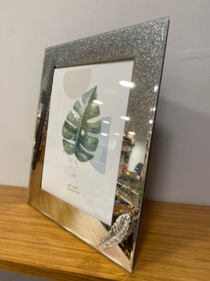 Resim Çerçeve Gümüş 20X25 Tüy Model