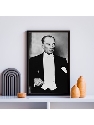 Atatürk Tablo   Kanvas Baskı Tablo - Çerçeveli Portre Atatürk Tablo Ölçü 55CM x 75CM