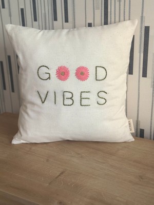 Kudra Good Vibes Motto Kırlent Kılıfı