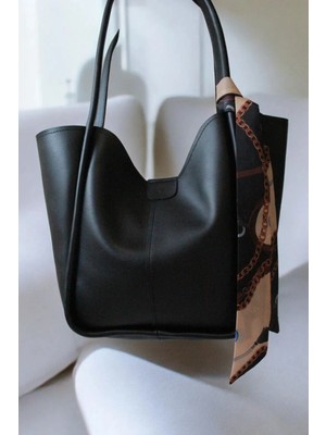 Linas Collection Kadın Fular Detaylı Omuz Çantası - Yavrulu Şık ve Zarif Tasarım