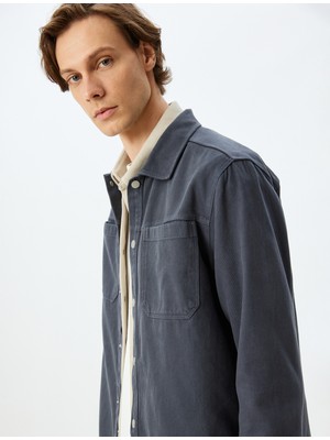 Koton Cep Detaylı Düğmeli Pamuklu Uzun Kollu Gömlek