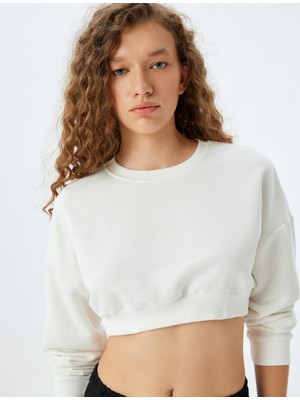 Koton Basic Crop Bisiklet Yaka Uzun Kollu Rahat Kalıp Sweatshirt