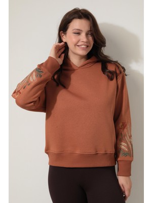 Amida Kiremit Rengi Kolları Başak Nakışlı Kapüşonlu Sweatshirt - 2428