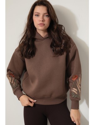 Amida Kahverengi Kolları Başak Nakışlı Kapüşonlu Sweatshirt - 2428