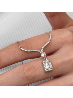 Usho Jewelry Gümüş Baget Taşlı Gerdanlık Model Kadın Kolye