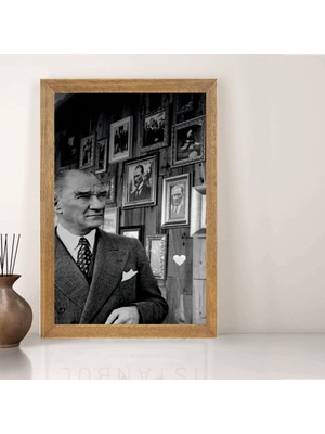 Lioncraft Mustafa Kemal Atatürk Tablo, Çerçeveli Cam Tablo 30X45 cm