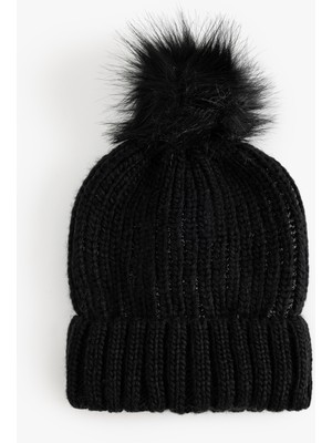 Koton Örgü Bere Pon Pon Detaylı Katlamalı