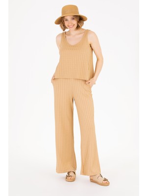 U.S. Polo Assn. Kadın Camel Bisiklet Yaka Kolsuz Tişört 50263938-VR015