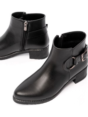 Shemard Siyah Toka Aksesuarlı Fermuarlı Günlük Kadın Bot