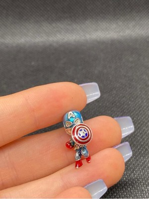 Lines Bijuteri Marvel The Avengers Captan America Charm