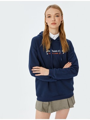 Koton Slogan Baskılı Kapüşonlu Uzun Kollu Şardonlu Oversize Sweatshirt