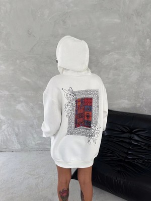 Reyaz Uzun Kol Kapşonlu Ön ve Arka Baskılı Sweatshirt - Beyaz