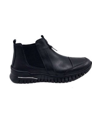 Ayakkabımood 018 Kauçuk Taban Siyah  Deri Bayan Bot