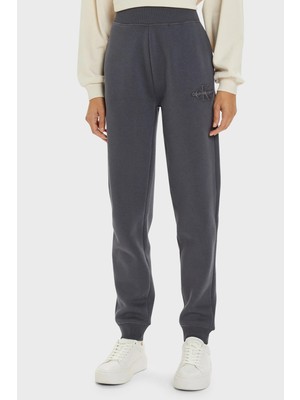 Calvin Klein Pamuklu Relaxed Fit Yüksek Bel Lastikli Paça Jogger Pantolon J20J223590BAN Bayan Pantolon J20J223590 Ban