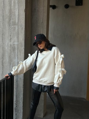 Minaaise Kadın Ekru 3 Iplik Şardonlu Geniş Kesim Kurdele Detaylı Sweatshirt 28318