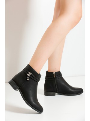 Eformoda Kadın Siyah Cilt Bot – Tokalı, Fermuarlı, Rahat Yürüyüş Modeli PTK013, Sezonun Şık ve Konforlu Tercihi