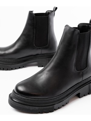 Siyah Lastikli Günlük Kadın Bot Bayan BOT812-213